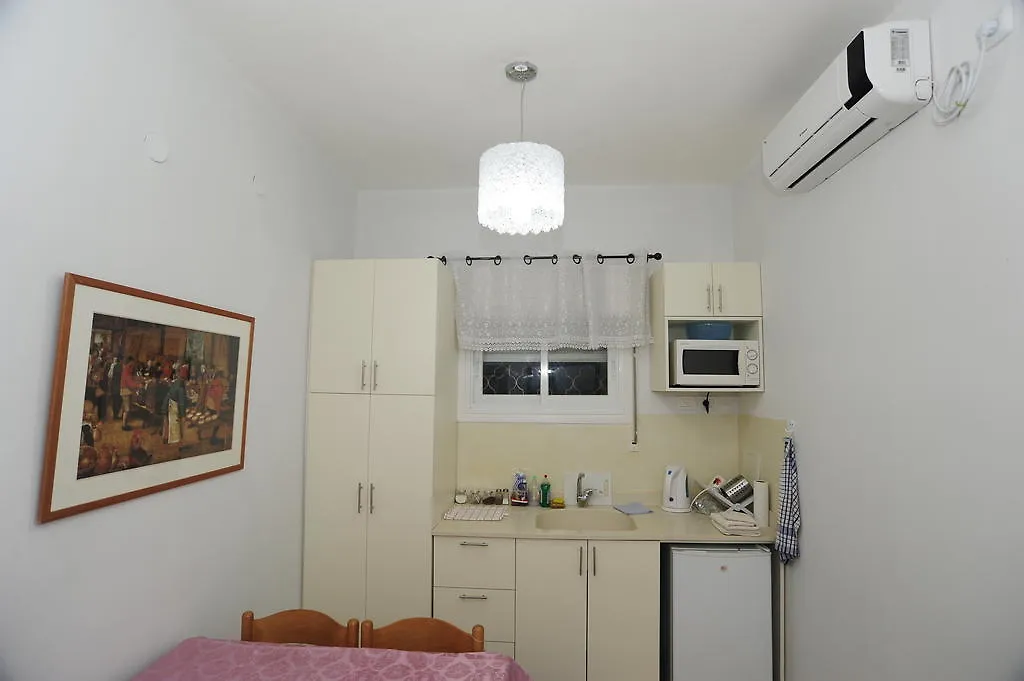 Care4U Apartment Haifa